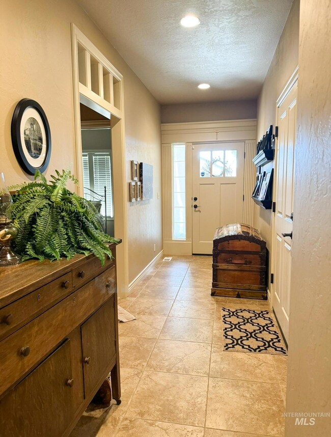 6578 E Greens Dr, Nampa, ID 83687 - photo 4