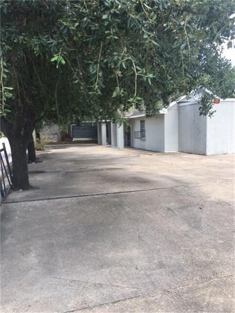 4608 Fulton St, Houston, TX 77009 - photo 5