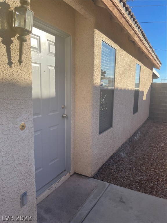 6343 Cascade Run Ave, Las Vegas, NV 89142 - photo 2