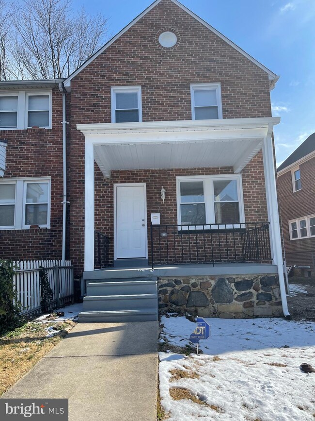 3313 Royce Ave, Baltimore, MD 21215 - photo 2