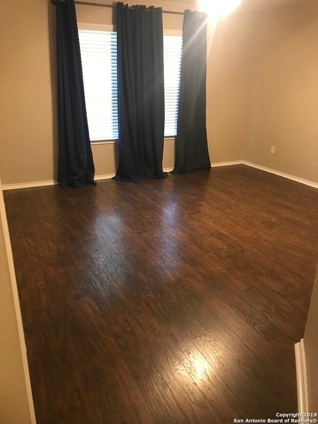 8967 Oakwood Park, San Antonio, TX 78254 - photo 4