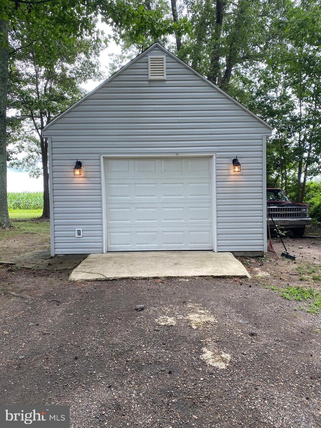 35663 Army Navy Dr, Mechanicsville, MD 20659 - photo 4