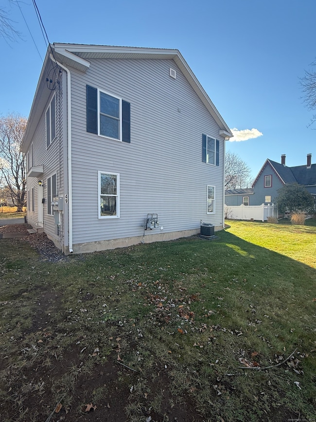 49 Franklin St unit A, Vernon Rockville, CT 06066 - photo 2