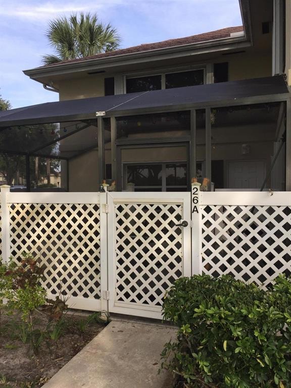 26 Clinton Ct unit A, Royal Palm Beach, FL 33411 - photo 2