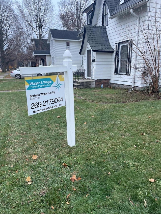 522 Walnut St, Three Rivers, MI 49093 - photo 2