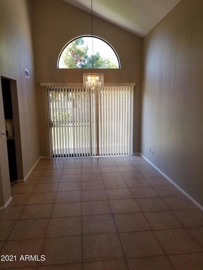 762 E Rosemonte Dr, Phoenix, AZ 85024 - photo 6