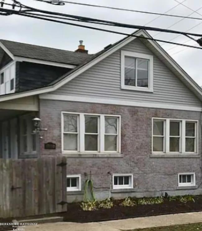 17030 Waterloo St, Grosse Pointe, MI 48230 - photo 2