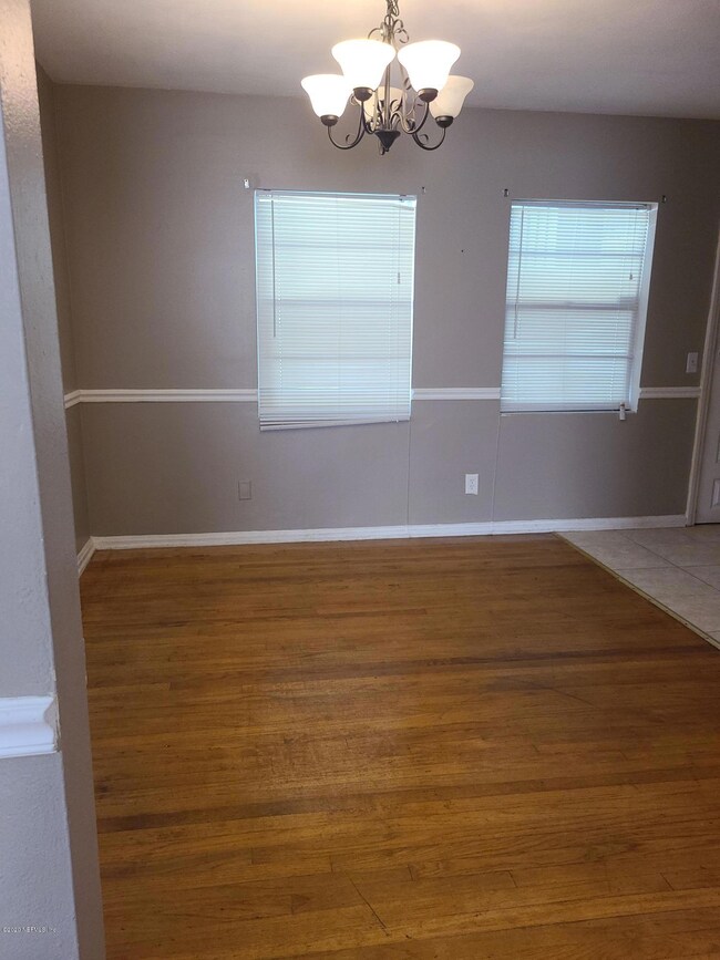 5841 Cherry Laurel Dr, Jacksonville, FL 32210 - photo 6