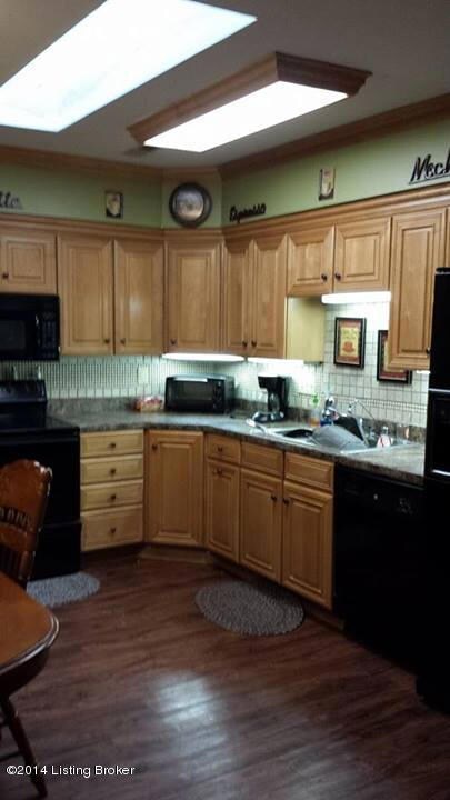 8123 Arthur Goins Blvd unit 8123, Louisville, KY 40228 - photo 6