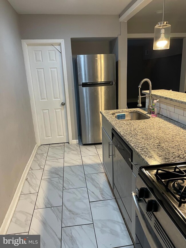 238 Wright Ave, Darby, PA 19023 - photo 2