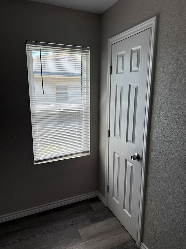 319 E 29th St, Odessa, TX 79762 - photo 7