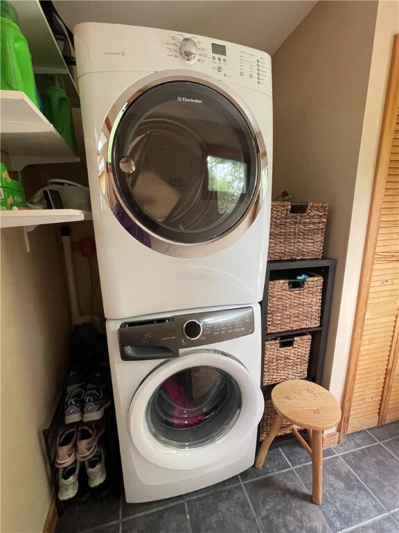 36 Mechanic St, Wakefield, RI 02879 - photo 3