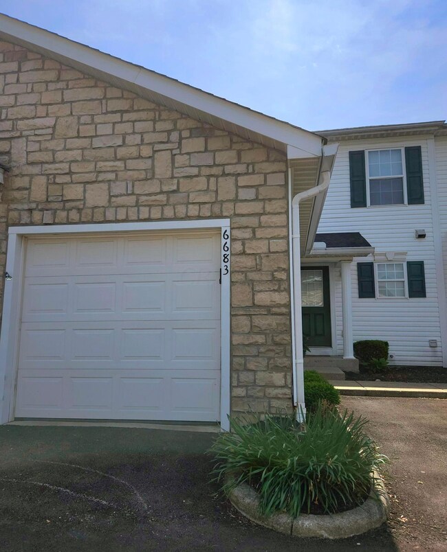 6683 Lagrange Dr unit 47B, Canal Winchester, OH 43110 - photo 3