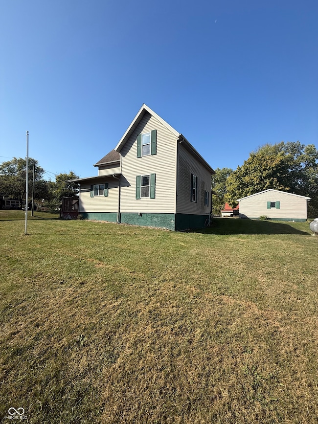 402 W Walnut St, Perrysville, IN 47974 - photo 4