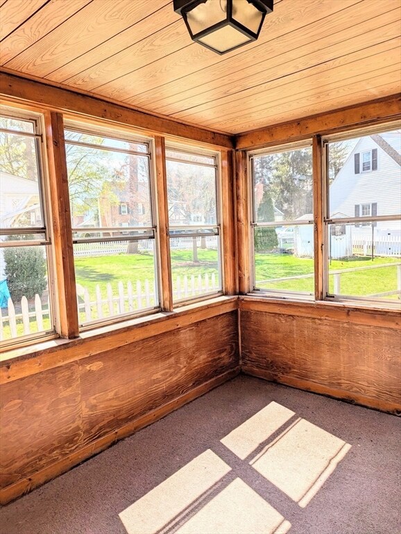 314 Mackenzie Ave, Holyoke, MA 01040 - photo 5