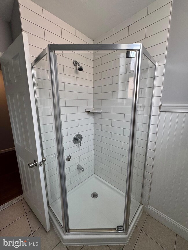 1420 Wharton St unit 2, Philadelphia, PA 19146 - photo 7