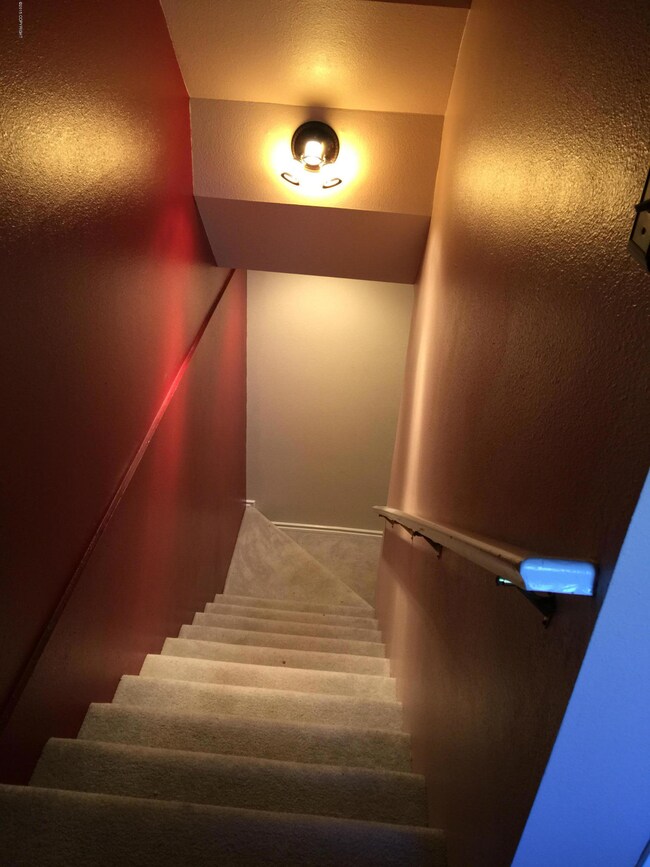 1072 E Westpoint Dr unit 3, Wasilla, AK 99654 - photo 6