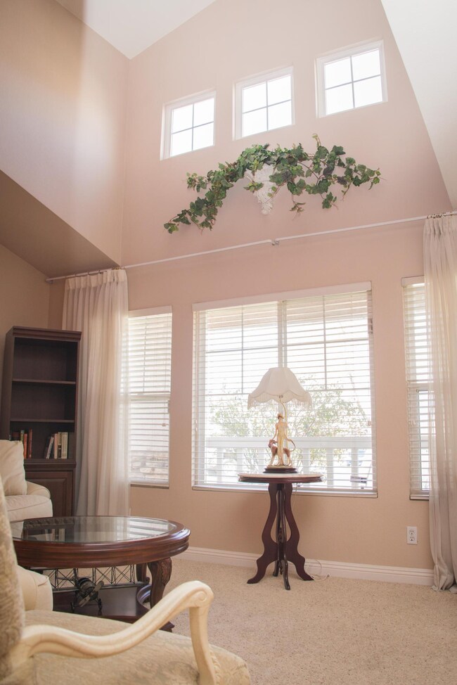 Windows/Vaulted Ceilings
