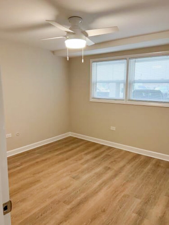 1479 Ashland Ave unit 1, Des Plaines, IL 60016 - photo 7