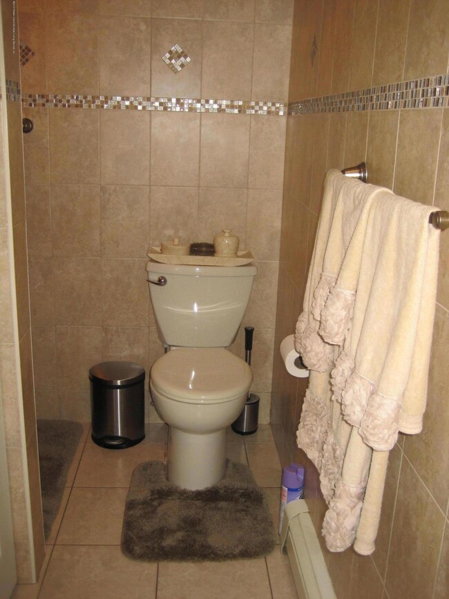 21 Fuller Ct unit A, Staten Island, NY 10306 - photo 7