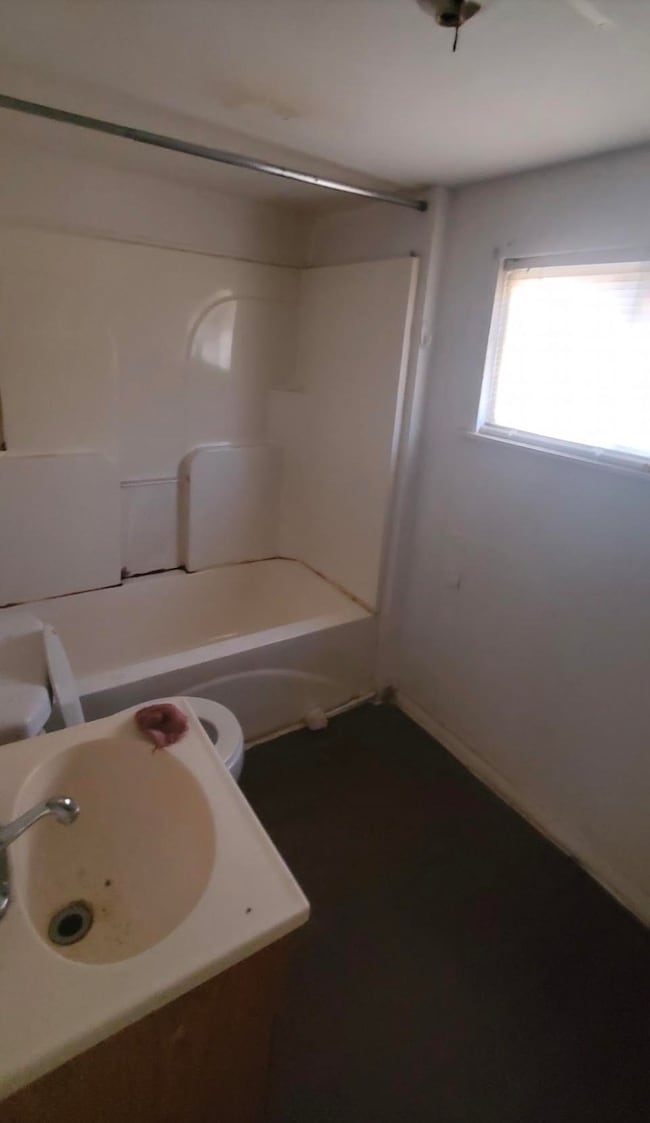 317 Oak St, Huntington, WV 25702 - photo 7