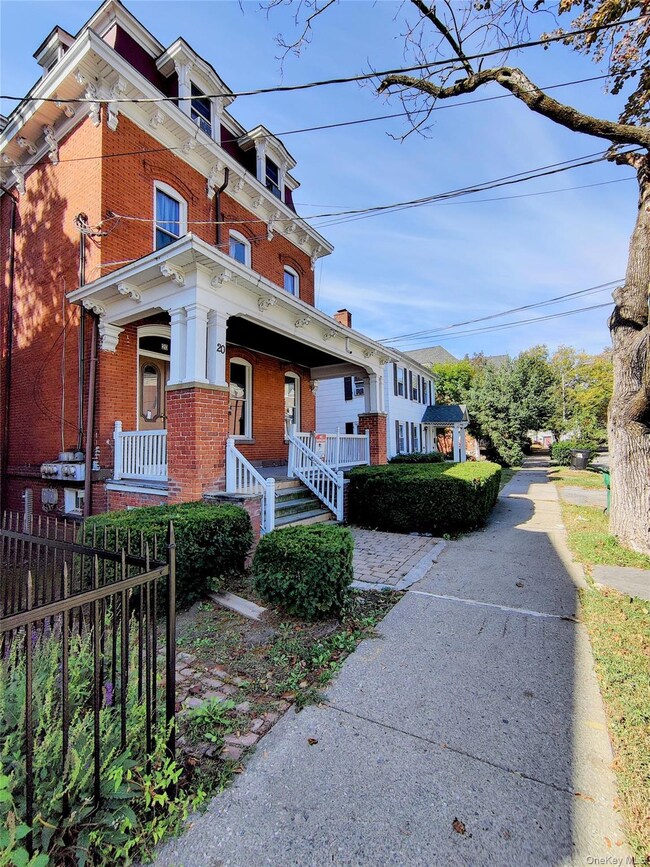 20 Noxon St unit 1, Poughkeepsie, NY 12601 - photo 5