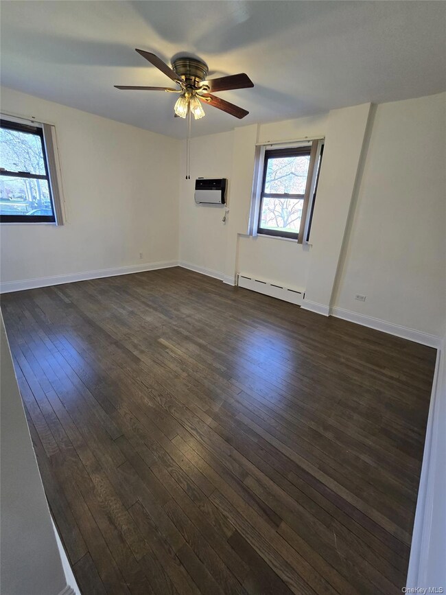 8606 155th Ave unit 4, Howard Beach, NY 11414 - photo 6