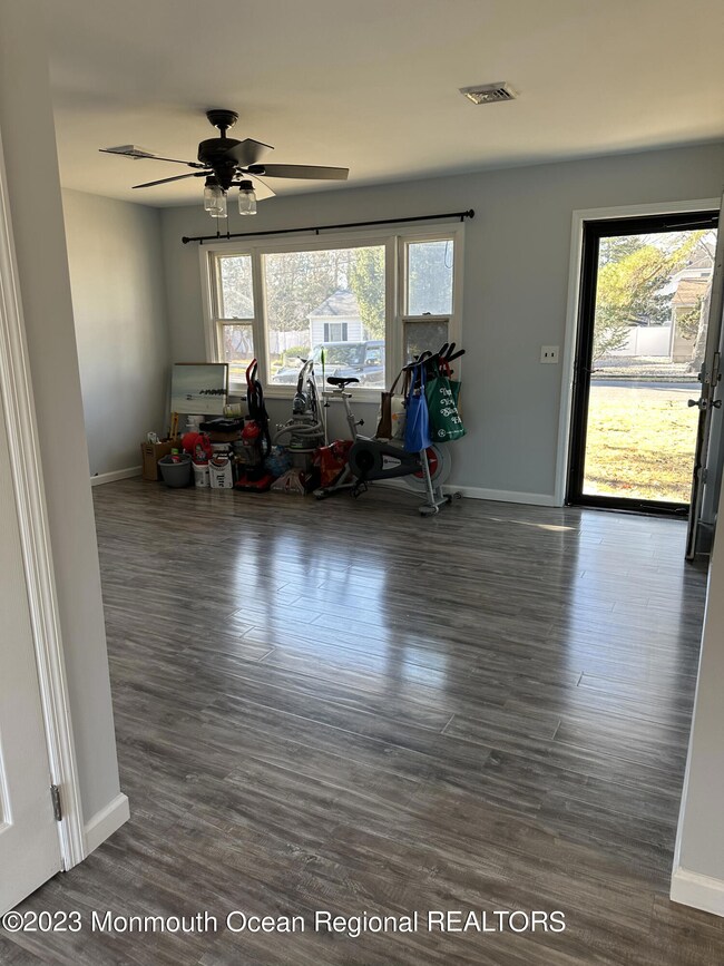 1704 Fleetwood Dr, Forked River, NJ 08731 - photo 4