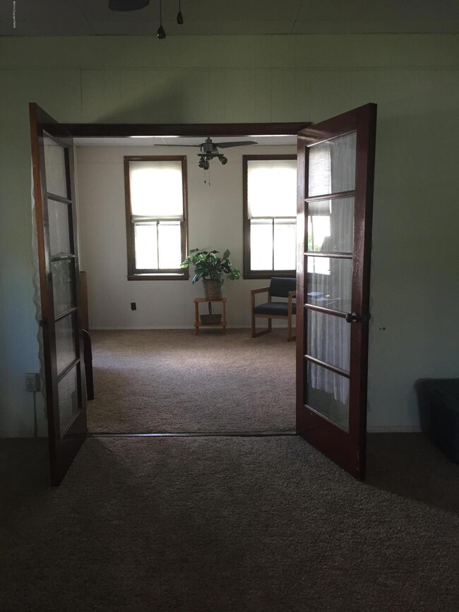 929 North St, Jim Thorpe, PA 18229 - photo 4