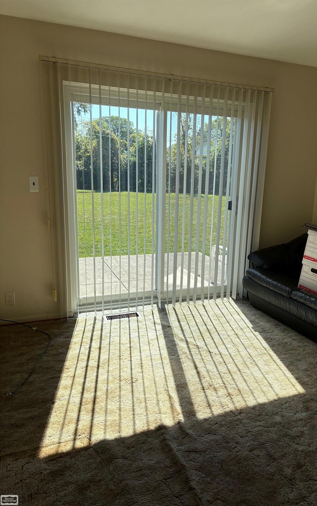 11582 Gerald Dr, Warren, MI 48093 - photo 6