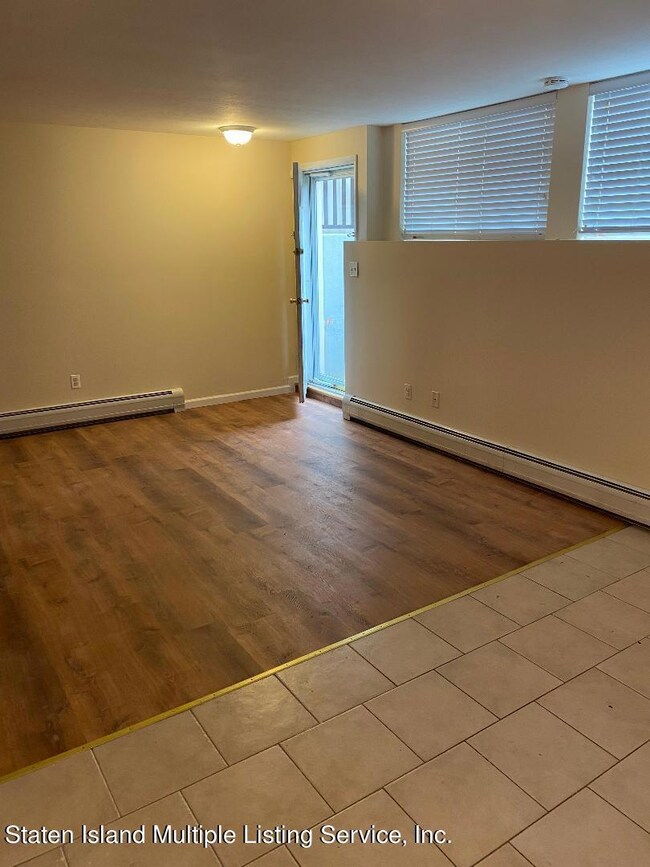 48 Foothill Ct, Staten Island, NY 10309 - photo 4