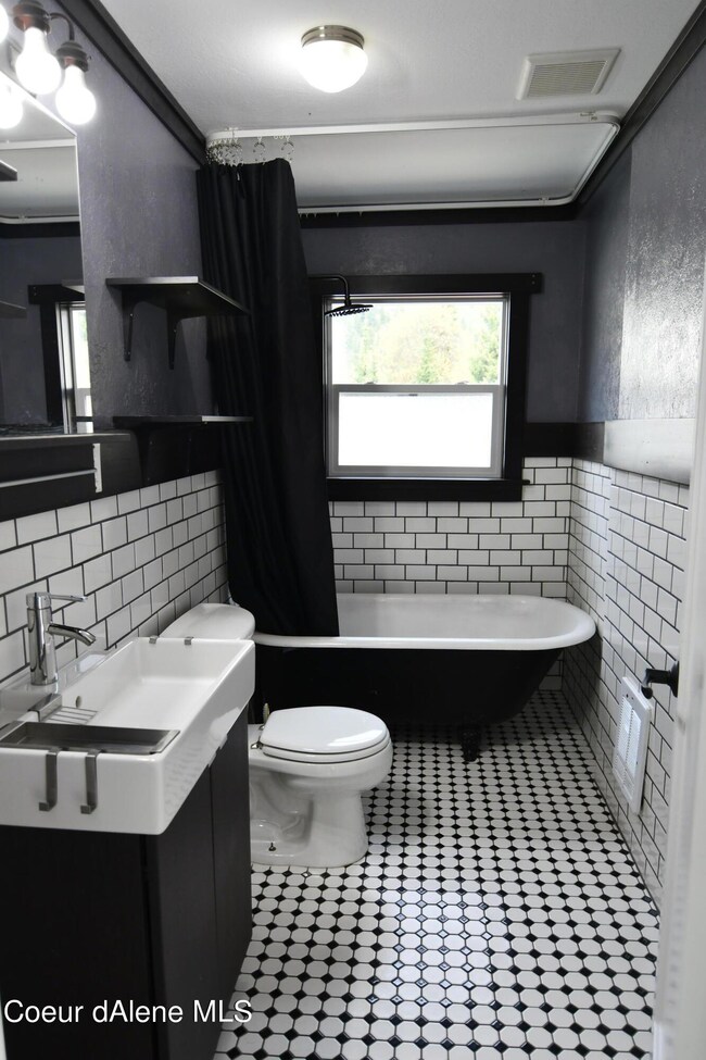 627 Seventh St, Mullan, ID 83846 - photo 5