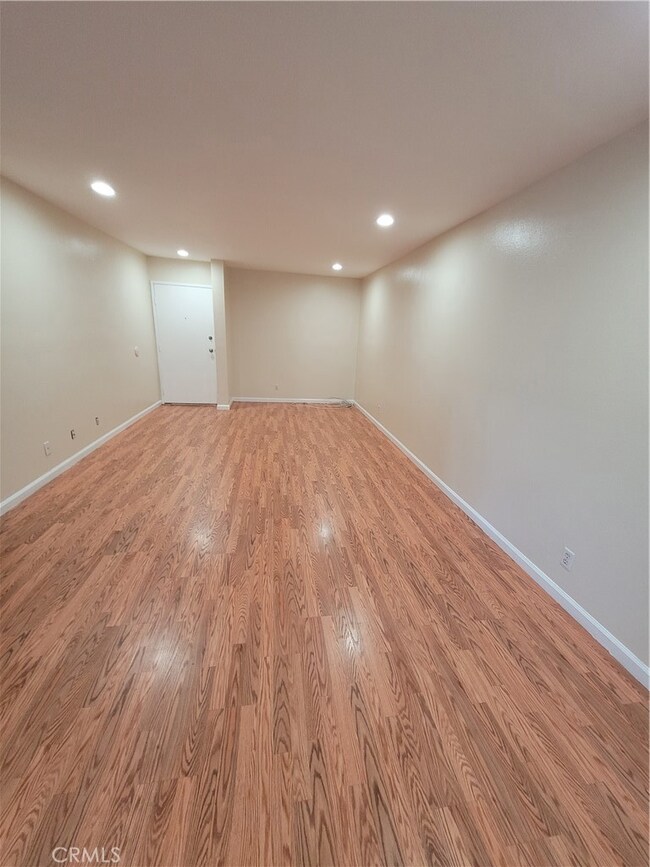 4110 Elm Ave unit 201, Long Beach, CA 90807 - photo 7