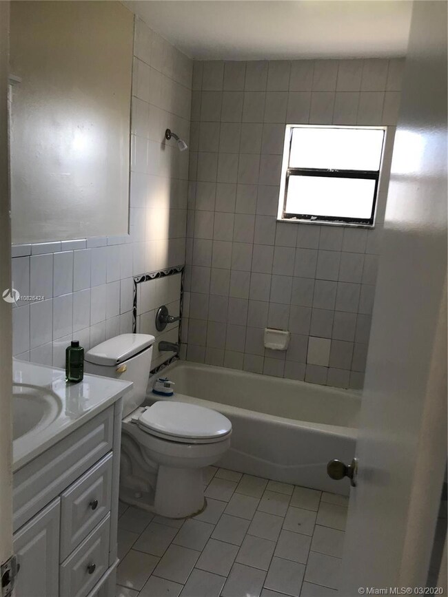 unlisted-address, Miami, FL 33170 - photo 7