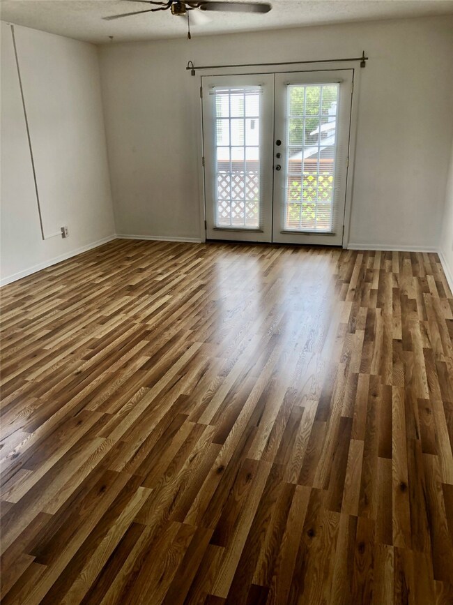 1415 Harold St unit 1/2, Houston, TX 77006 - photo 7