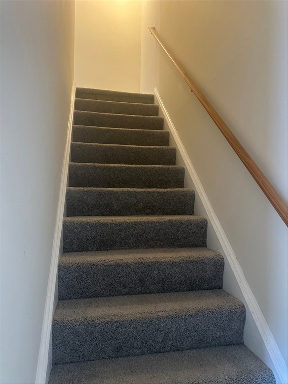 33 Denmark St, Worcester, MA 01605 - photo 5