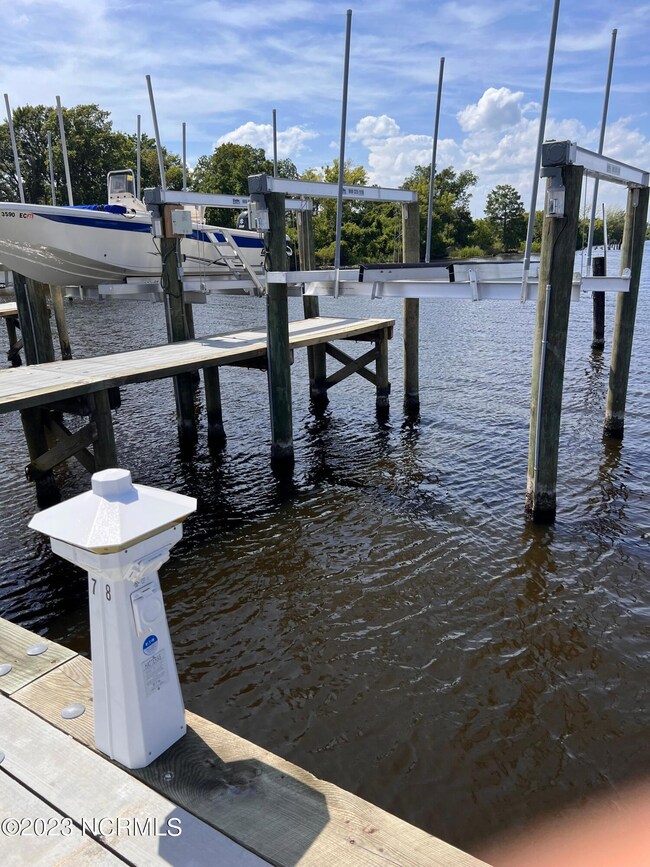 Lot 7 E Front St unit Slip 7, New Bern, NC 28560 - photo 3