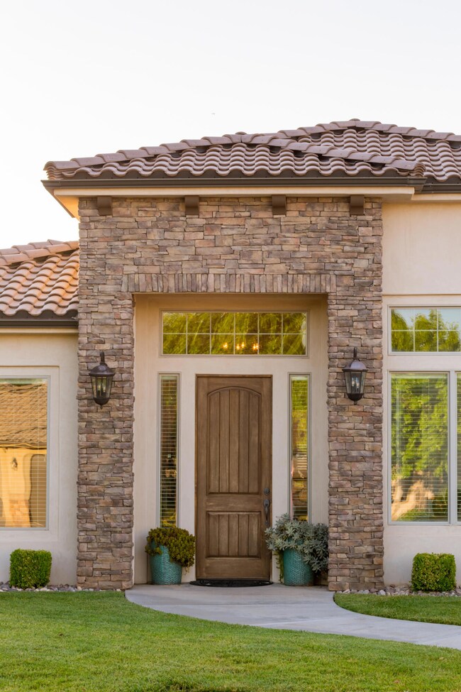 2763 S 2320 Circle E St George UT 84790-
