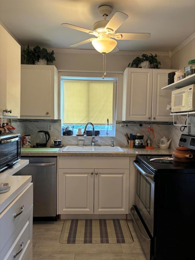 326 Andover M, West Palm Beach, FL 33417 - photo 2