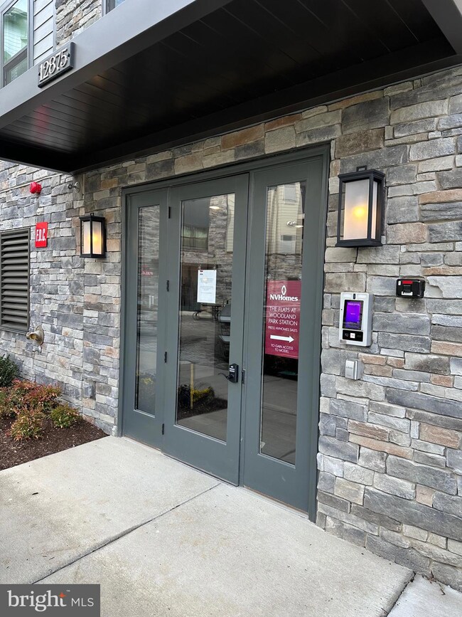 Woodland Park East unit 4-E, Herndon, VA 20171 - photo 2