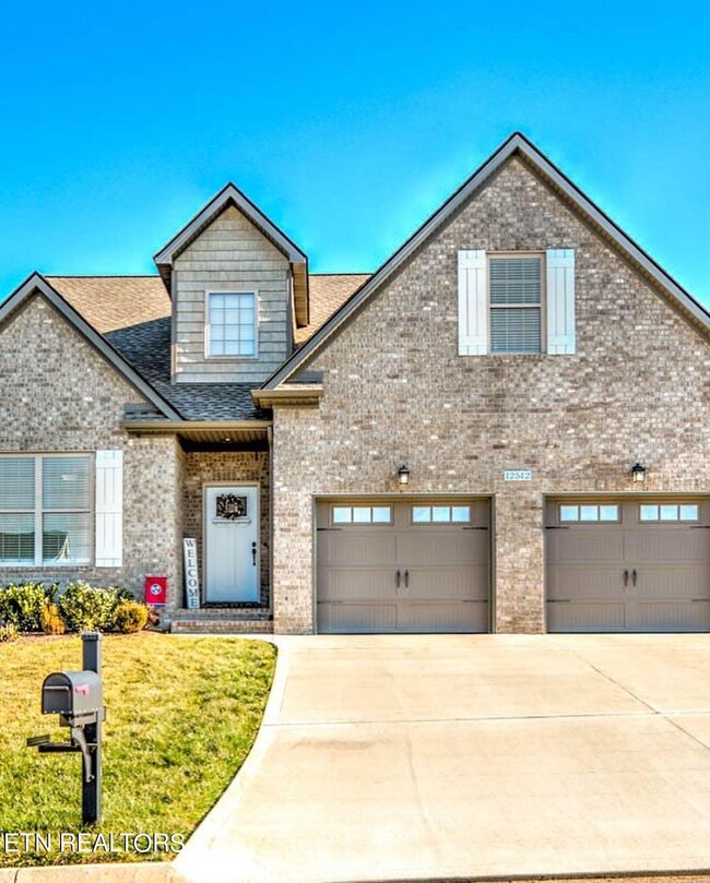 12512 Tangle Crest Ln, Hardin Valley, TN 37932 - photo 3