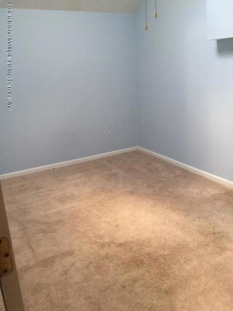 216 Essex Dr, Staten Island, NY 10314 - photo 4