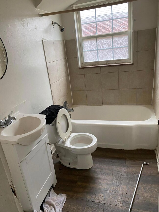 496 James Road Bath