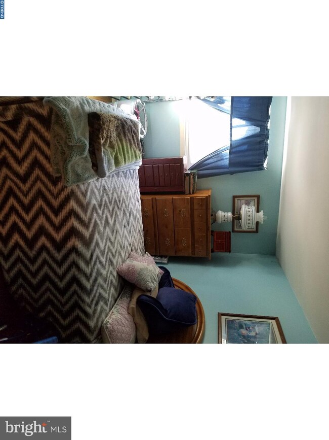 1418 Rainer Rd, Brookhaven, PA 19015 - photo 5