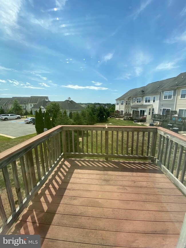 3067 Chinkapin Oak Ln unit 346, Woodbridge, VA 22191 - photo 6