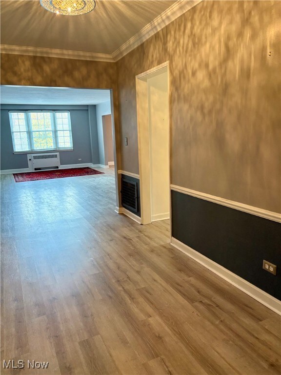 Entry foyer and crown molding