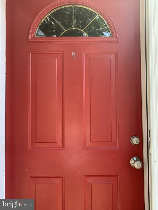 1715 Granite Ct, Crofton, MD 21114 - photo 2