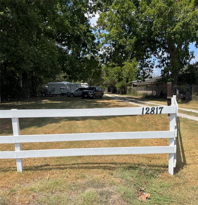 12817 Ann Louise Rd, Houston, TX 77086 - photo 3
