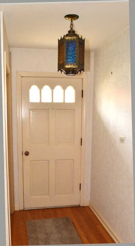 952 Anne Rd, Naperville, IL 60540 - photo 2