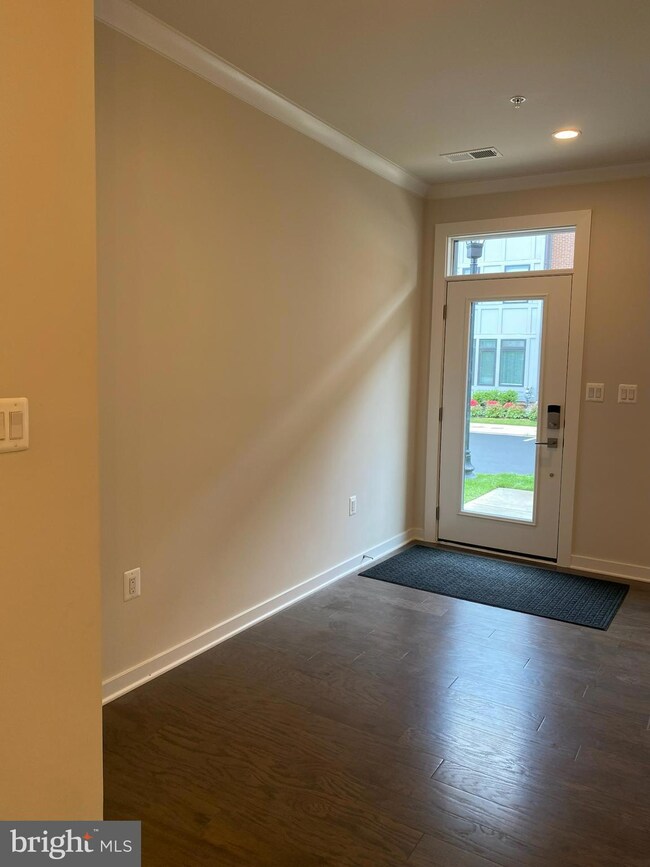 23622 Waterford Downs Terrace, Ashburn, VA 20148 - photo 3